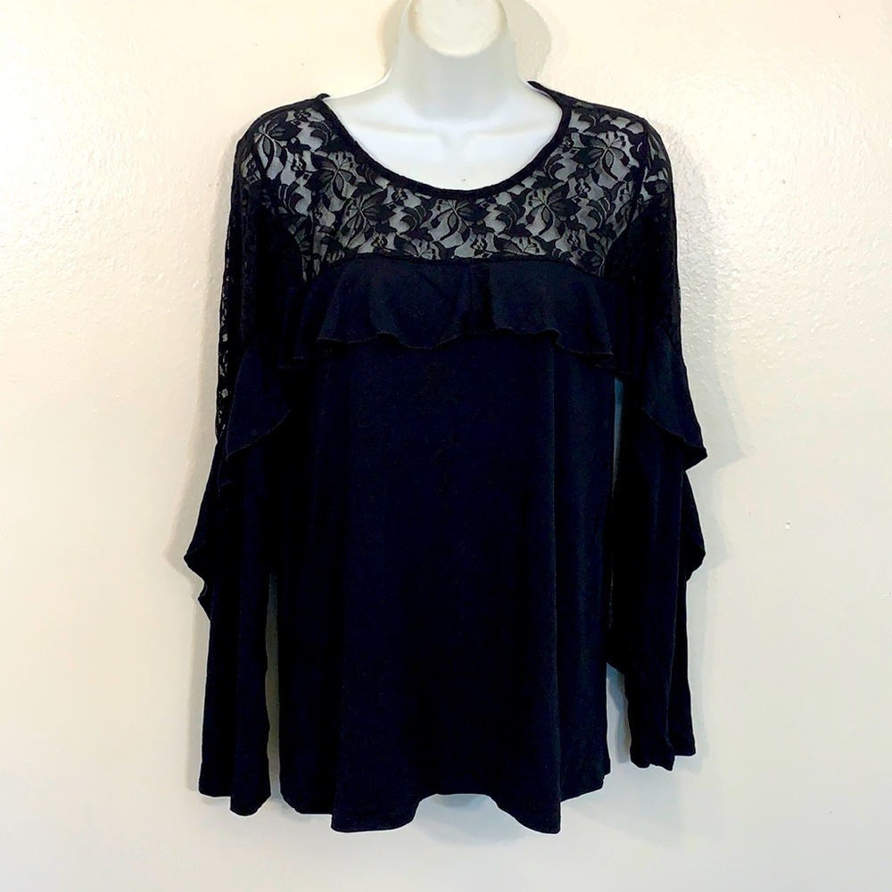 FORGOTTEN GRACE TOP